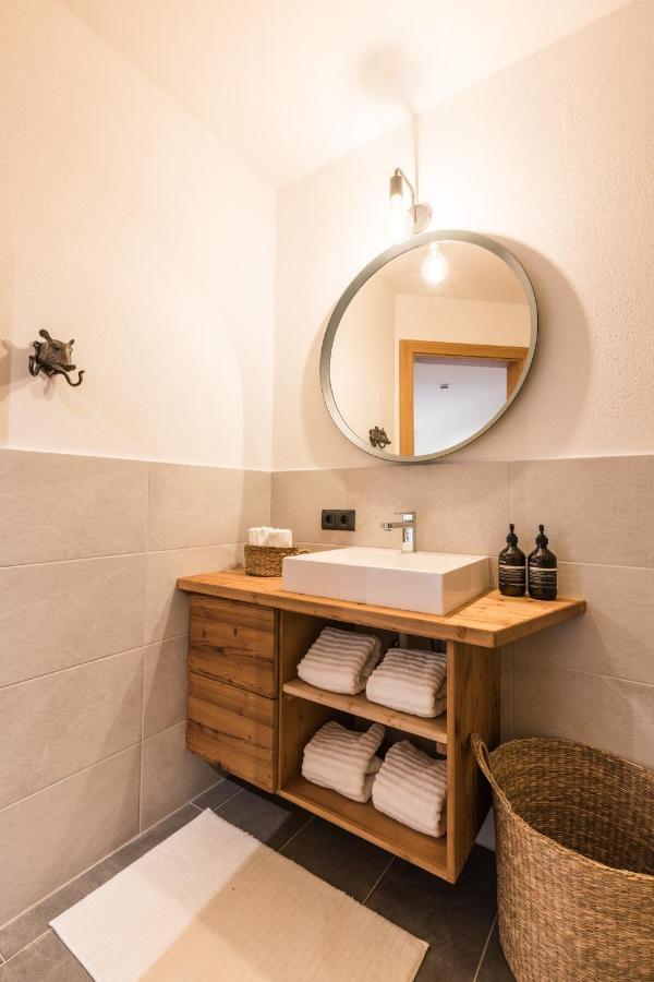 Lodge7 By Woods Lodge เซเฟลด์ อิน ทิโรล ภายนอก รูปภาพ